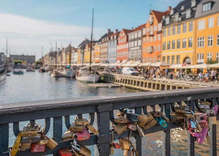 With Balcony, Free Parking W Elevator Apartamento